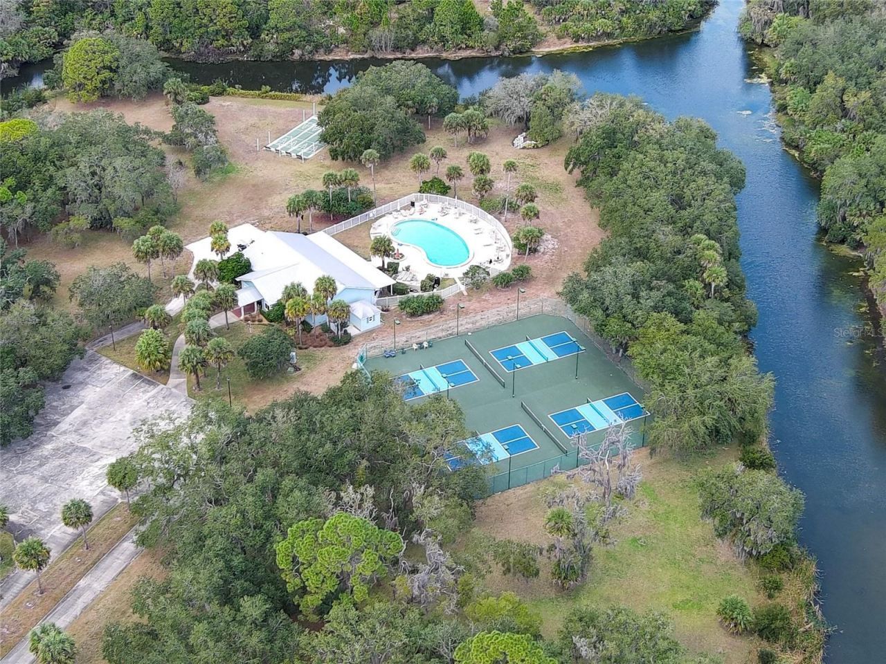 361 Marsh Landing Loop, Oak Hill, FL 32759 Photo
