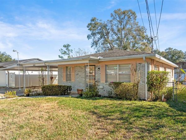 7307 N ALBANY AVENUE, TAMPA, FL 33604