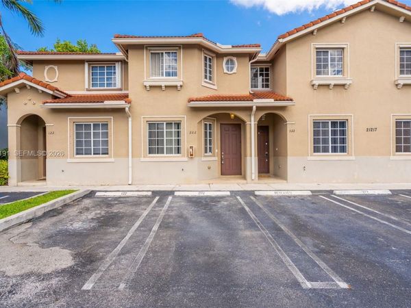 21217 NW 14th Pl , Unit 2-22, Miami Gardens, FL 33169