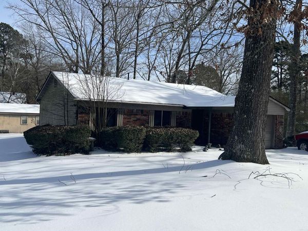 901 Brookview, Benton, AR 72015