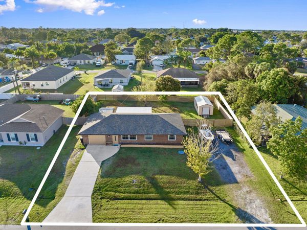 2890 SW Ortega Street, Port Saint Lucie, FL 34953