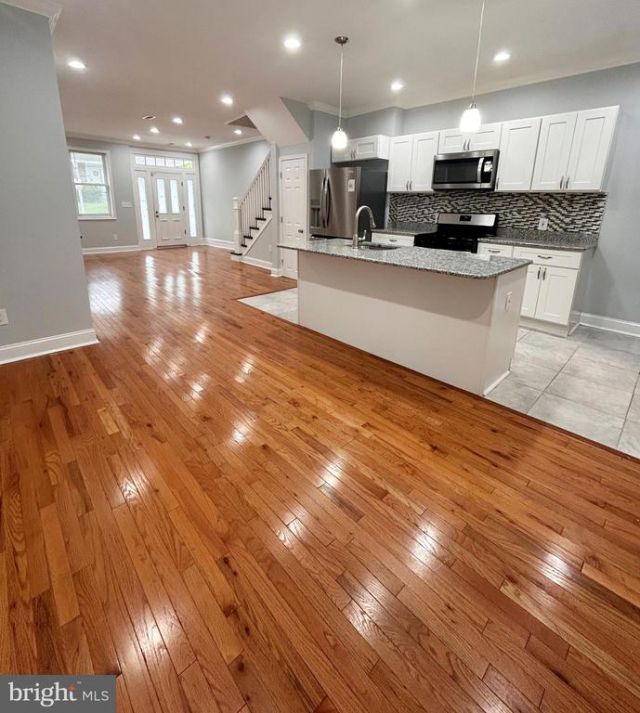 1913 E 29th Street, Baltimore, MD 21218 Main Photo