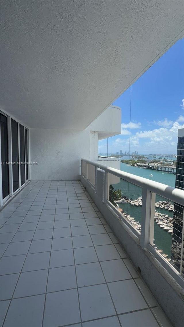 1717 N Bayshore Dr, Unit A-3242, Miami, FL 33132 Photo