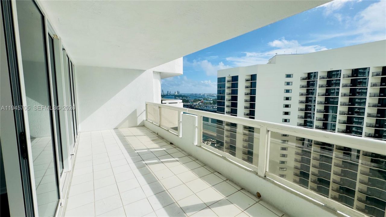 1717 N Bayshore Dr, Unit A-3242, Miami, FL 33132 Photo