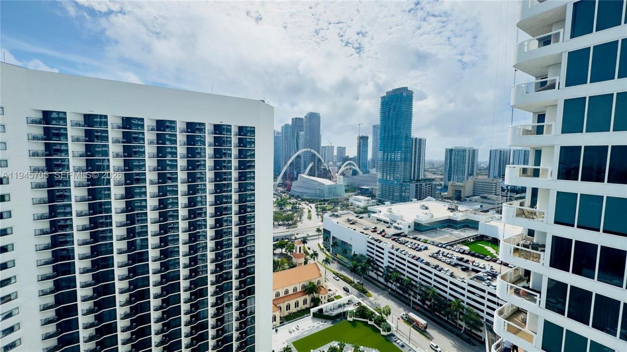 1717 N Bayshore Dr, Unit A-3242, Miami, FL 33132 Photo