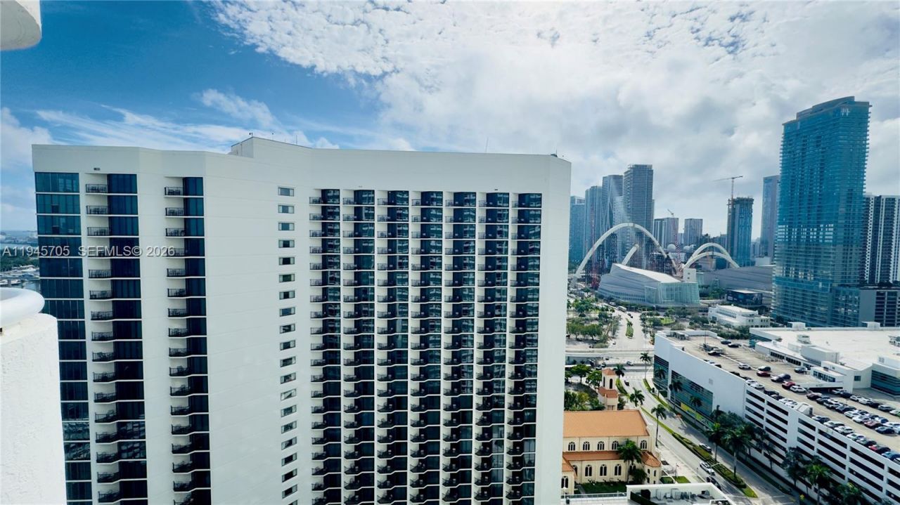 1717 N Bayshore Dr, Unit A-3242, Miami, FL 33132 Photo