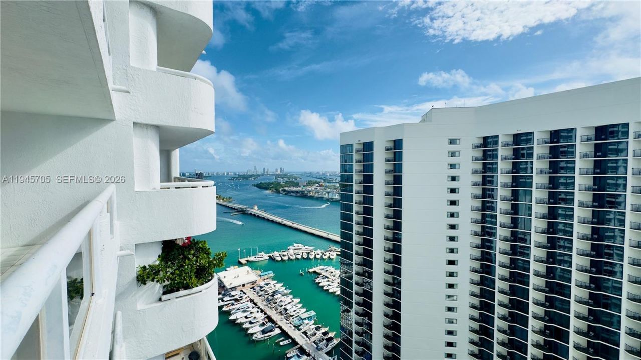 1717 N Bayshore Dr, Unit A-3242, Miami, FL 33132 Photo