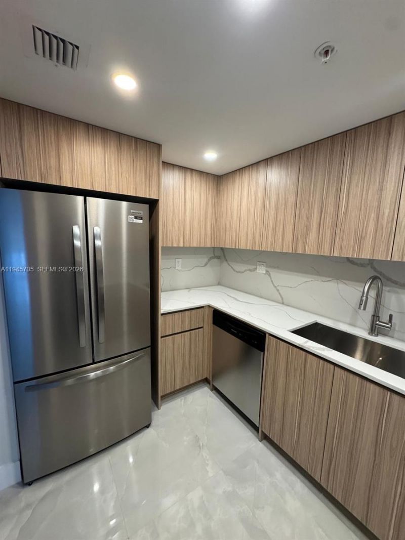 1717 N Bayshore Dr, Unit A-3242, Miami, FL 33132 Photo