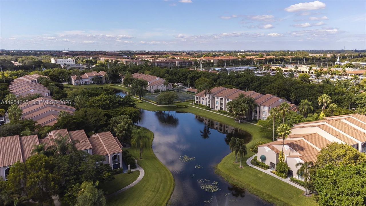 12136 Saint Andrews Pl, Unit 204, Miramar, FL 33025 Photo