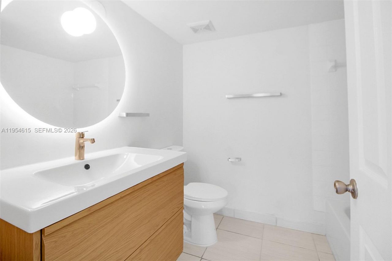 12136 Saint Andrews Pl, Unit 204, Miramar, FL 33025 Photo