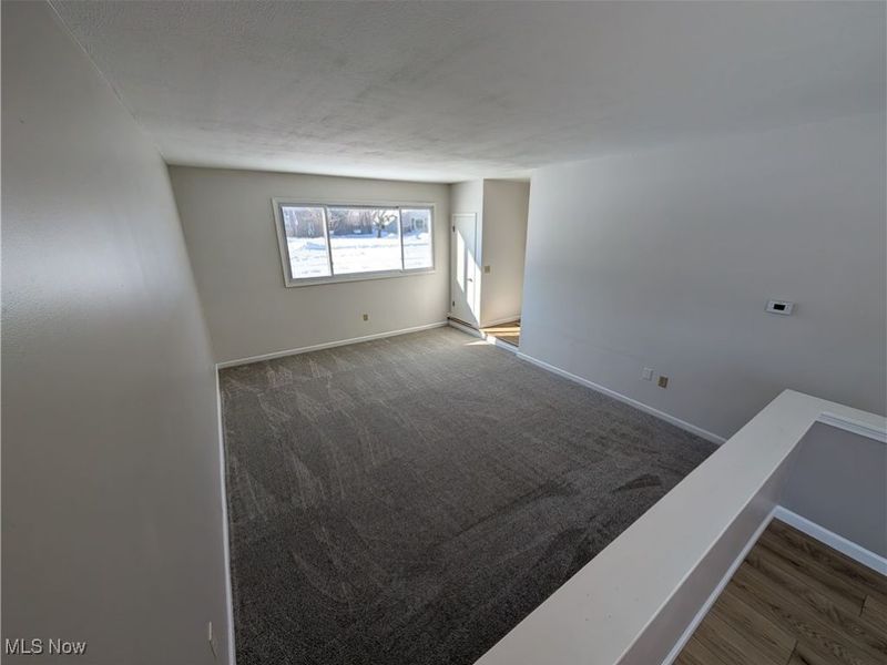 220 Windsor Drive, Elyria, OH 44035 Photo 3