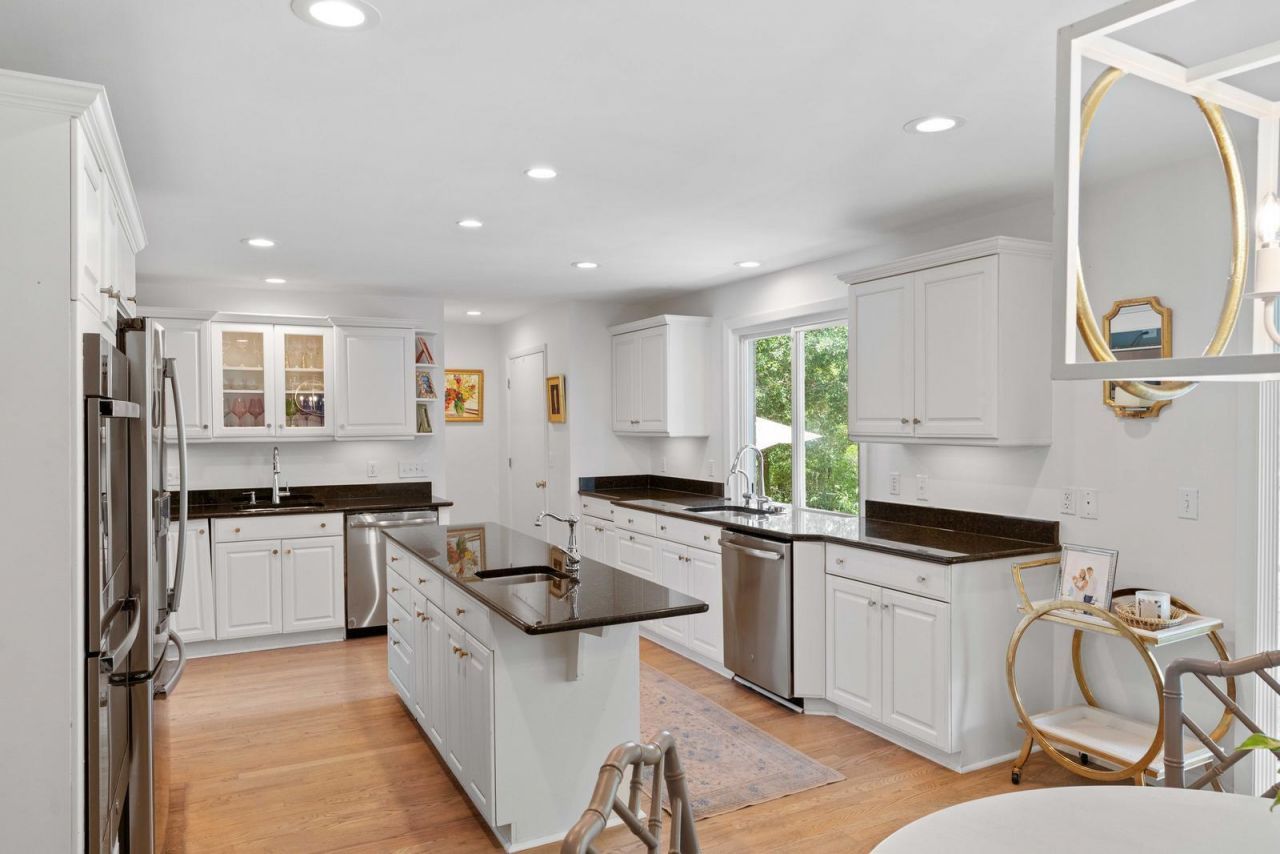 345 Confederate Circle Photo 13