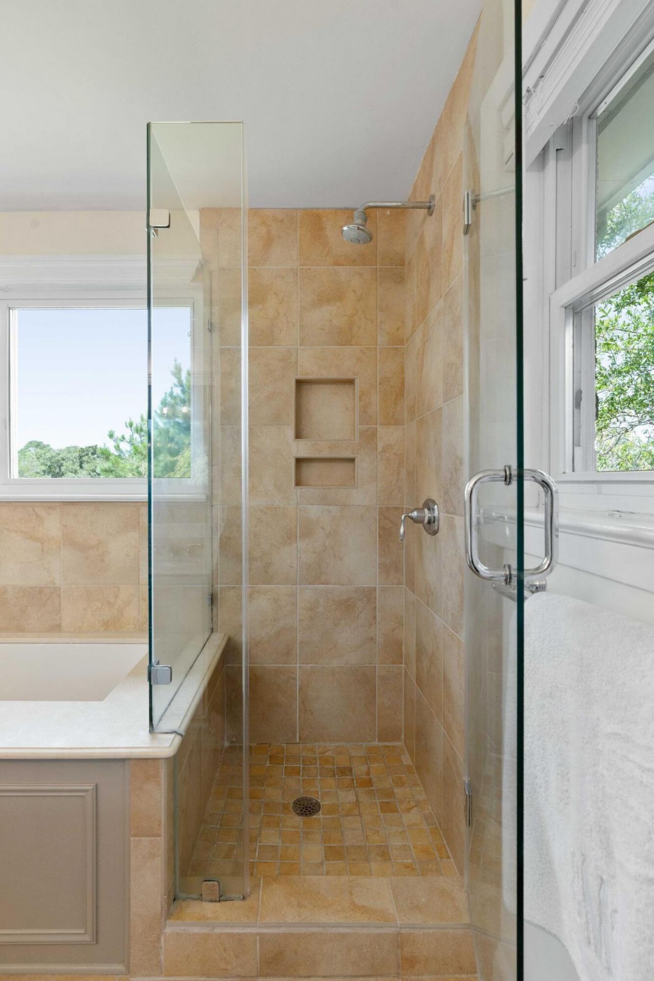 345 Confederate Circle Photo 22