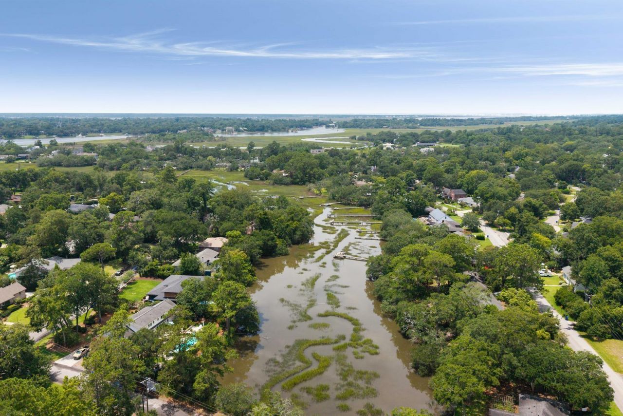 345 Confederate Circle Photo 45