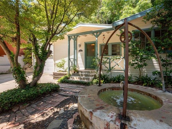 1551 N Beverly Glen Boulevard, Los Angeles, CA 90077