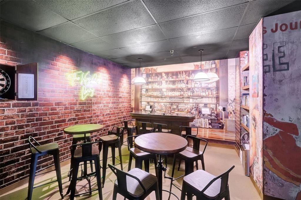 900 Bay Drive, Unit 513, Miami Beach, FL 33141 Photo