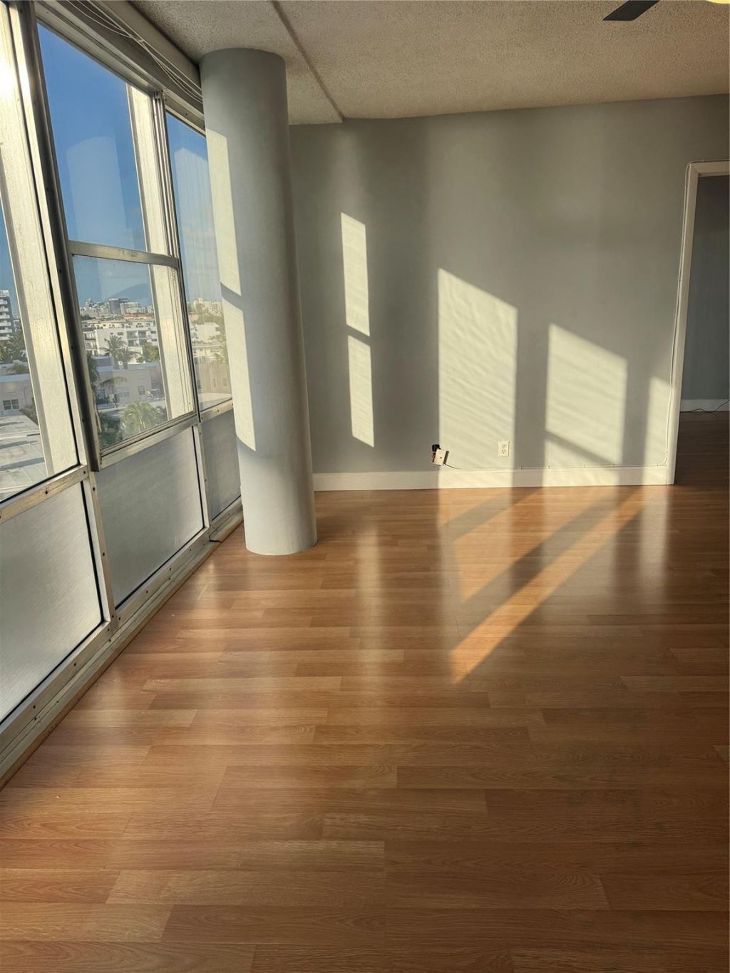 900 Bay Drive, Unit 513, Miami Beach, FL 33141 Photo