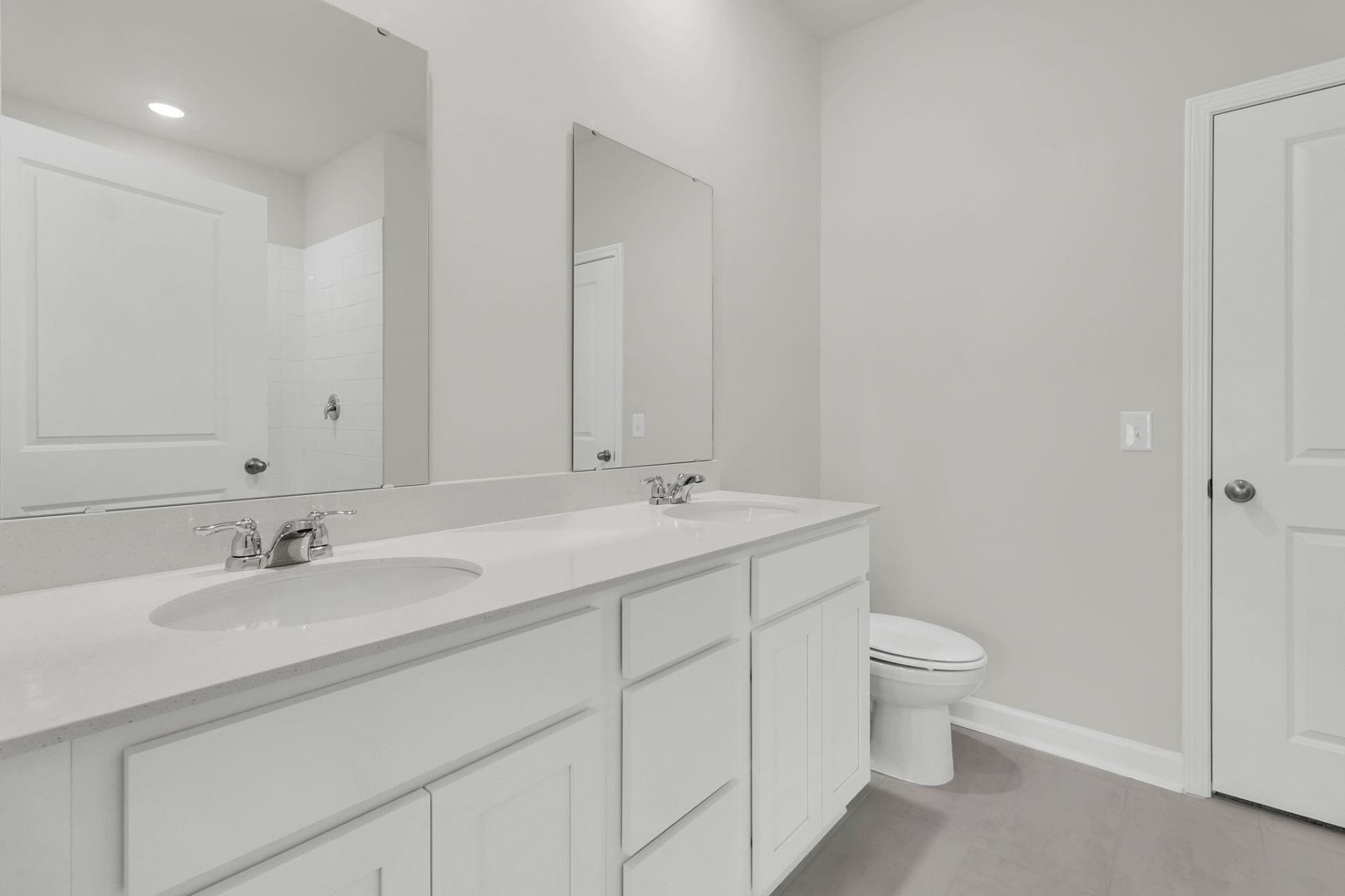 908 Dusk Drive Photo 10