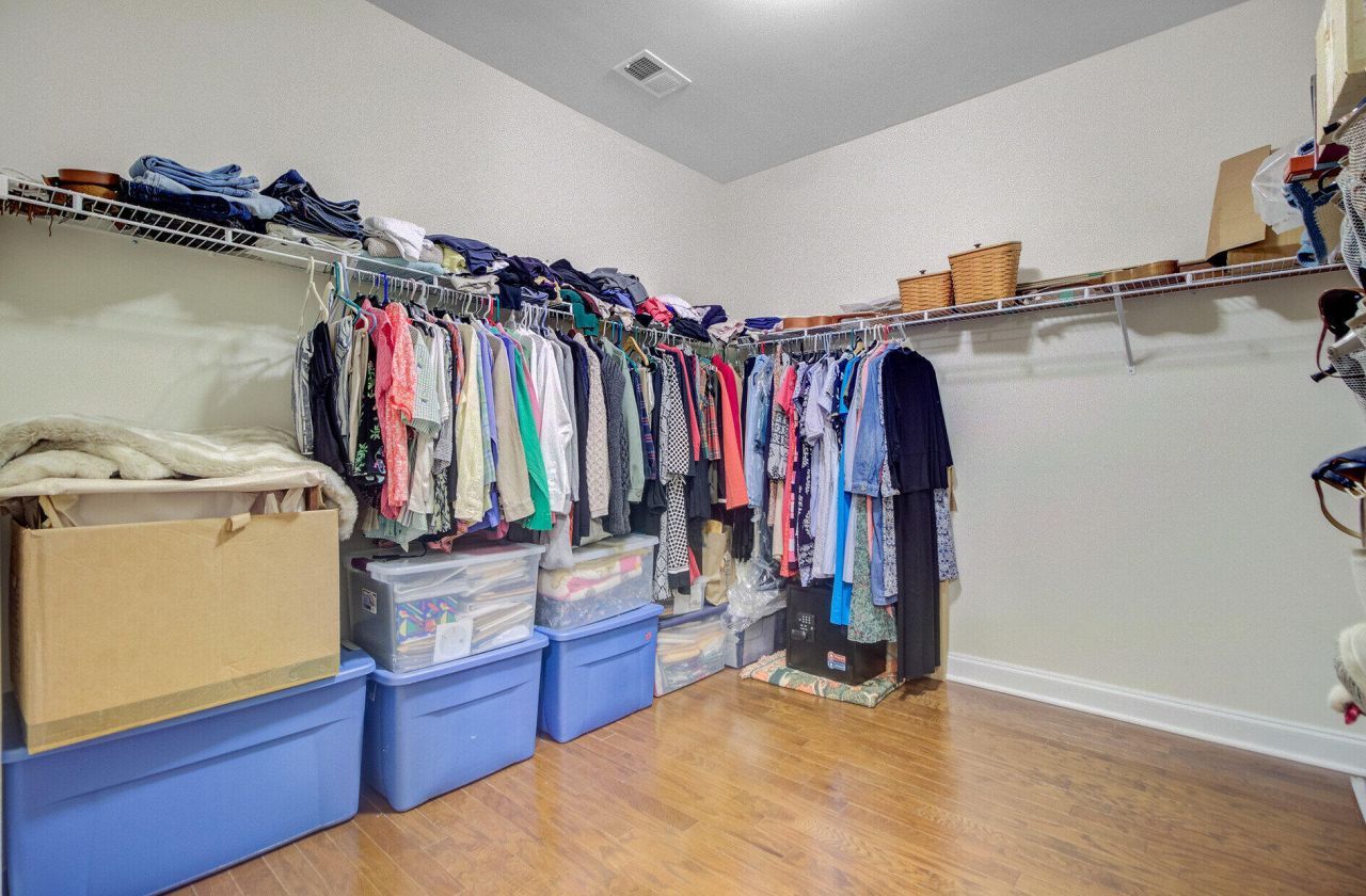 206 President Circle Photo 33