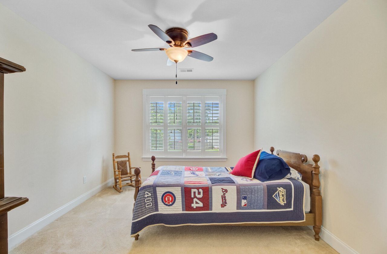 206 President Circle Photo 42