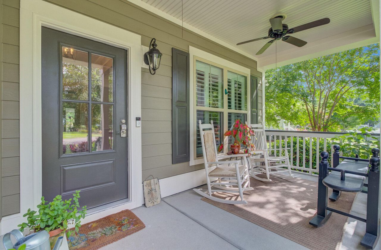 206 President Circle Photo 6