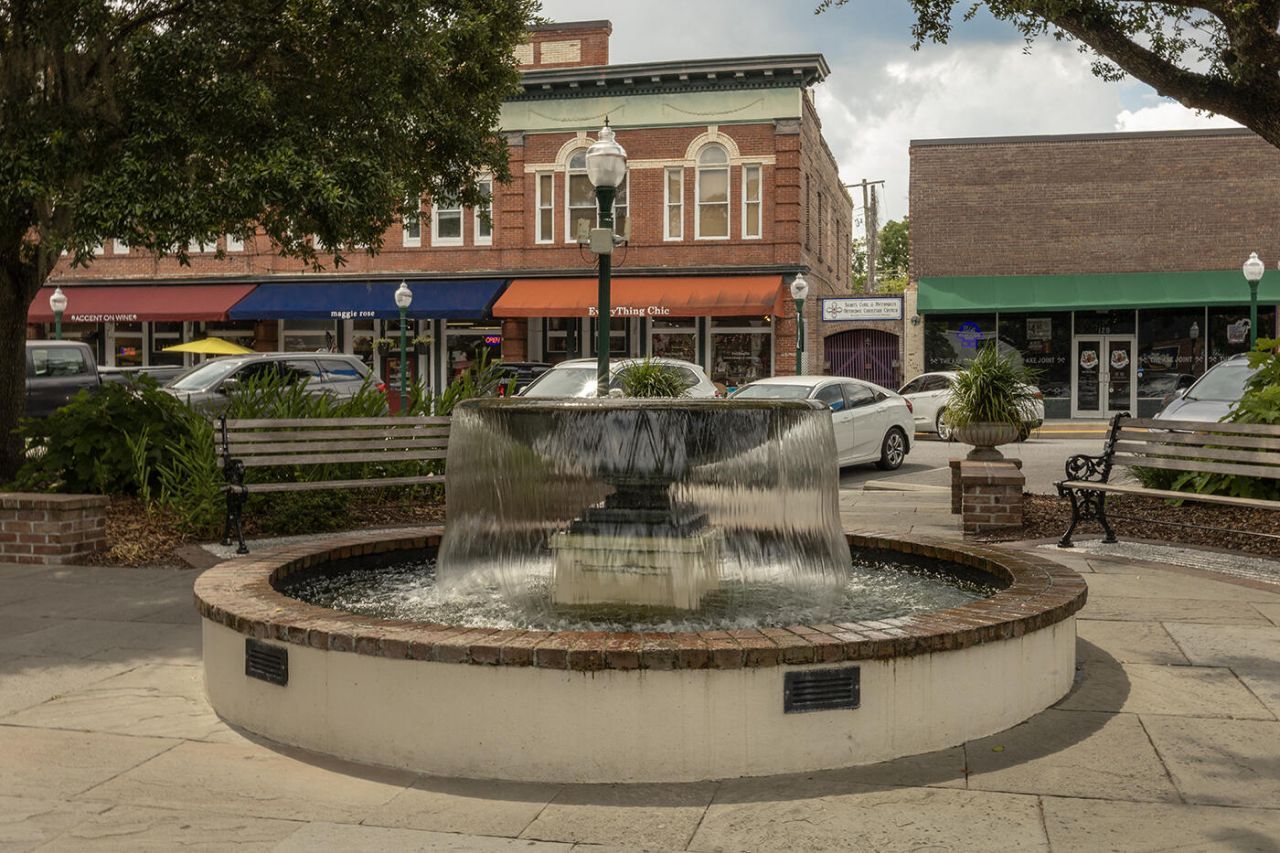 206 President Circle Photo 72