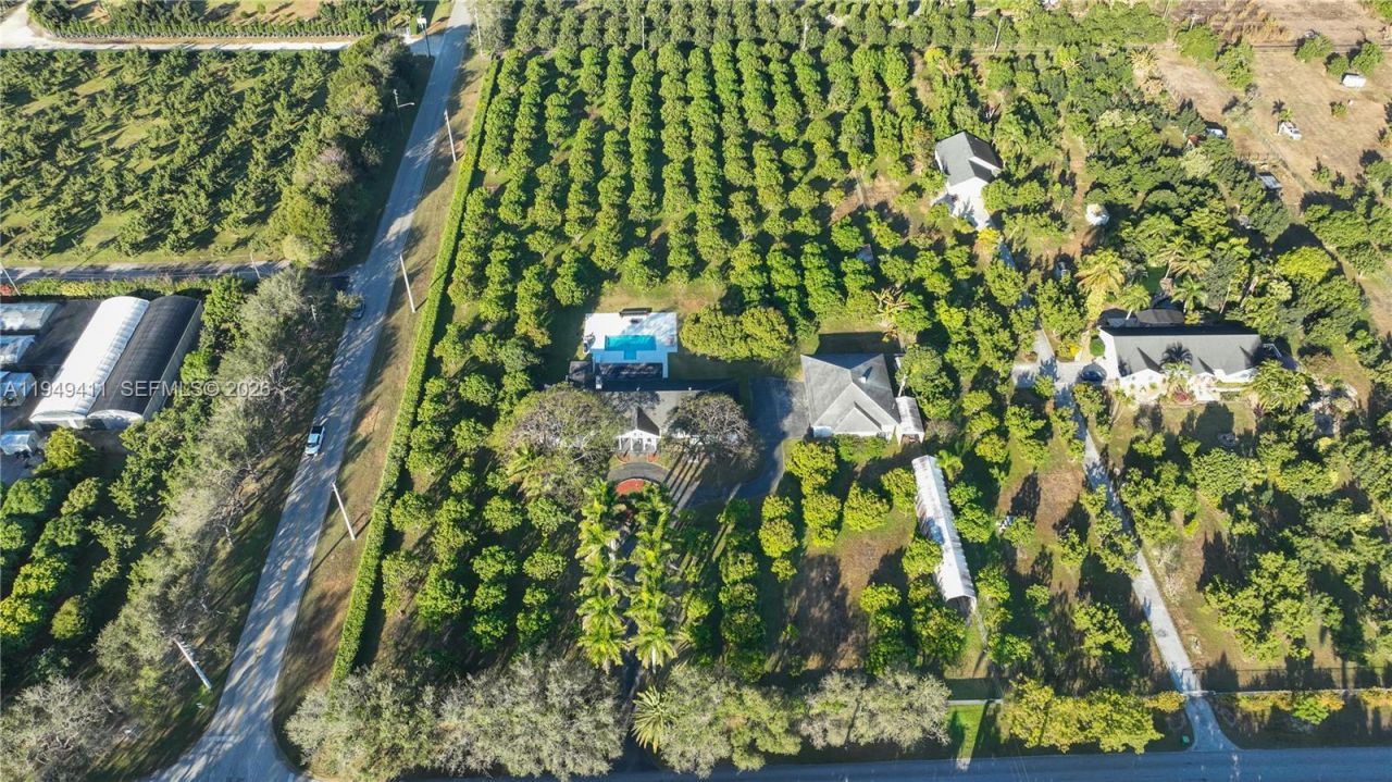 27950 SW 182nd Ave, Homestead, FL 33031 Photo