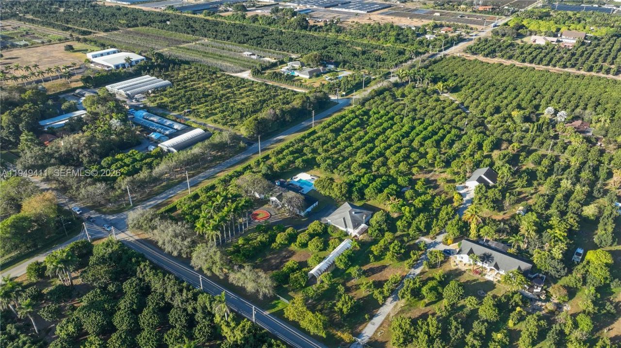 27950 SW 182nd Ave, Homestead, FL 33031 Photo