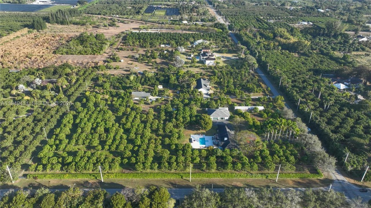 27950 SW 182nd Ave, Homestead, FL 33031 Photo