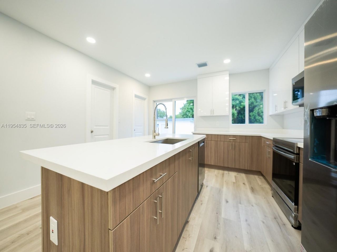 1221 NW 75th St, Miami, FL 33147 Photo