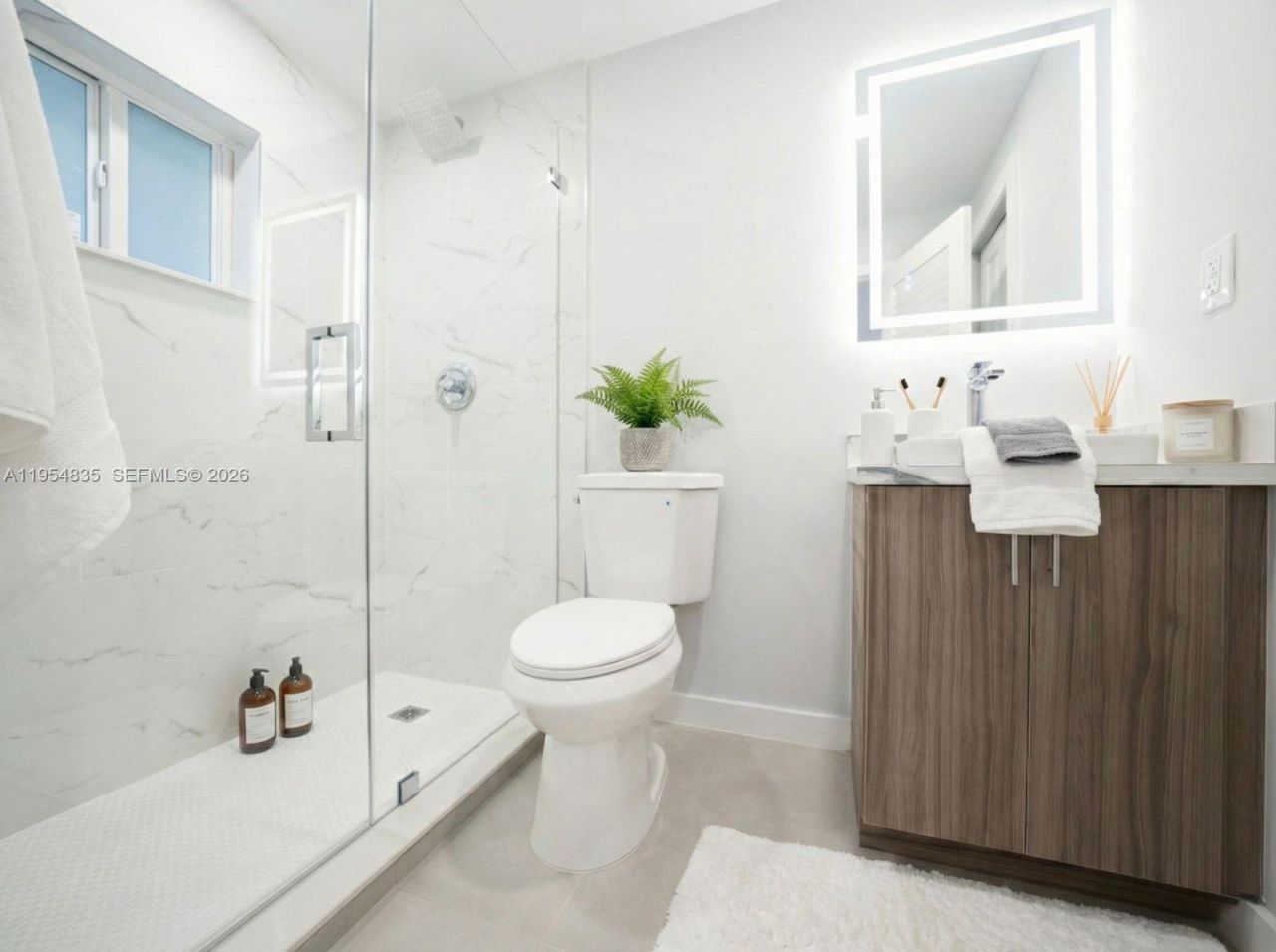 1221 NW 75th St, Miami, FL 33147 Photo