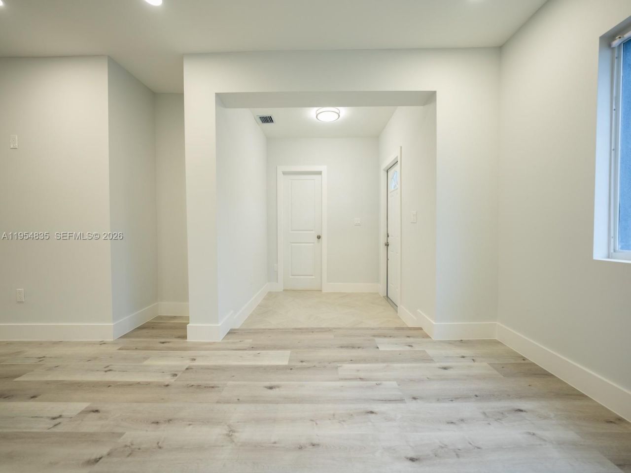 1221 NW 75th St, Miami, FL 33147 Photo