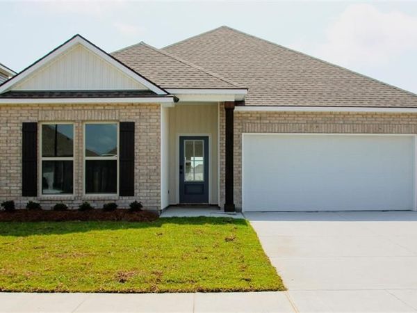 5157 SPILLWAY MANOR Drive, Slidell, LA 70461