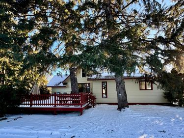 409 Main Avenue N, Roseau, MN 56751