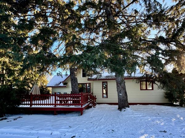 409 Main Avenue N, Roseau, MN 56751