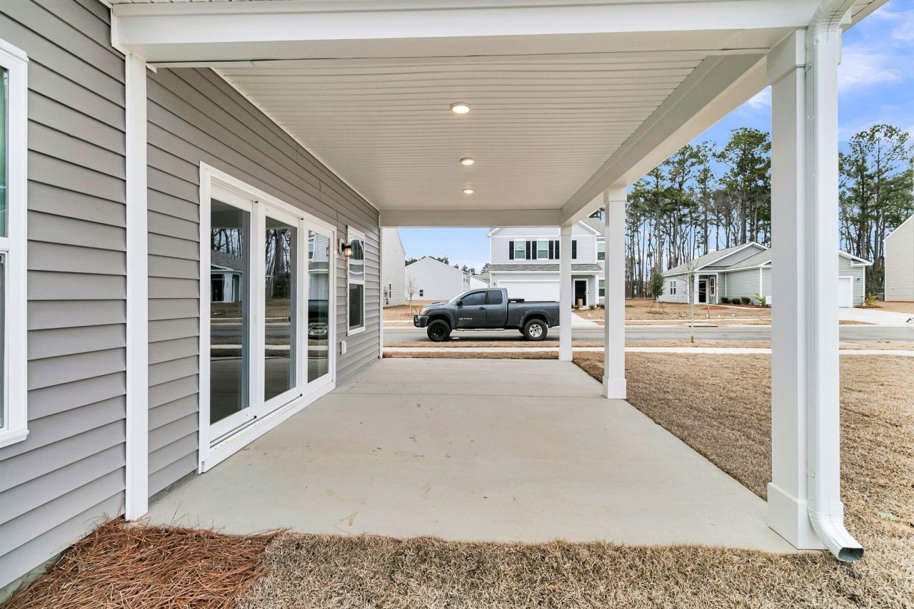 5251 Cottage Landing Drive Photo 12