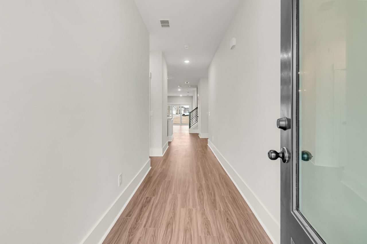 5251 Cottage Landing Drive Photo 15