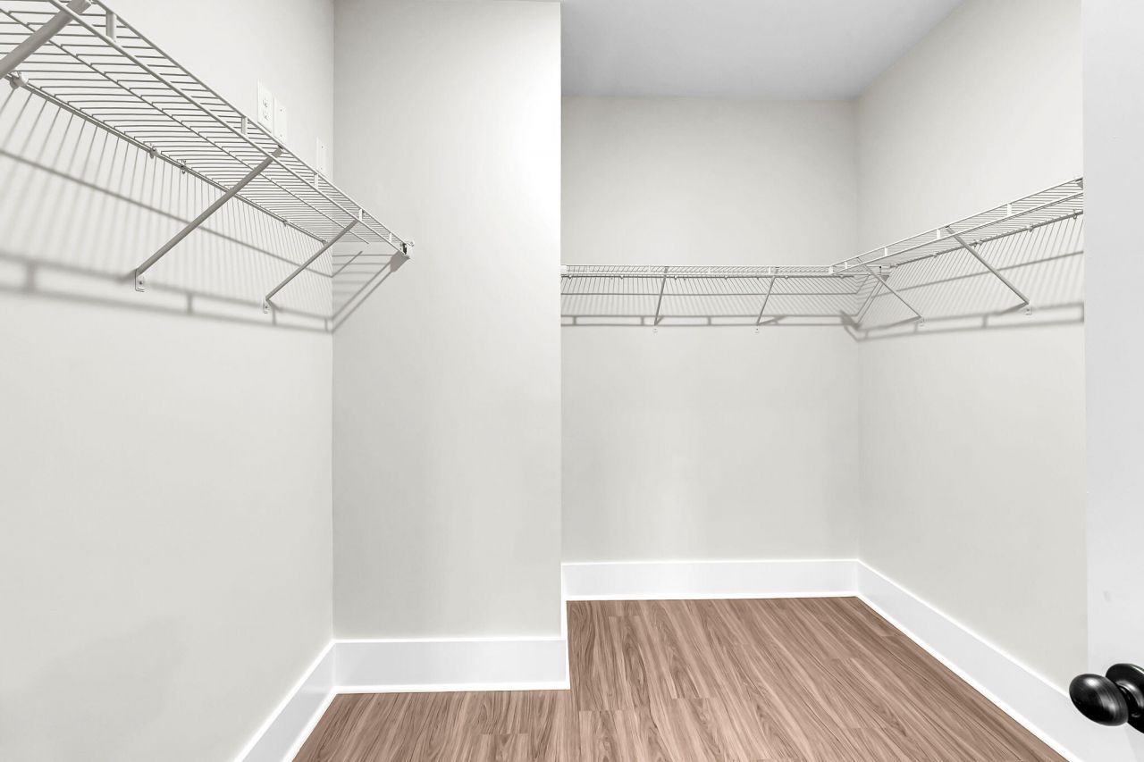 5251 Cottage Landing Drive Photo 22