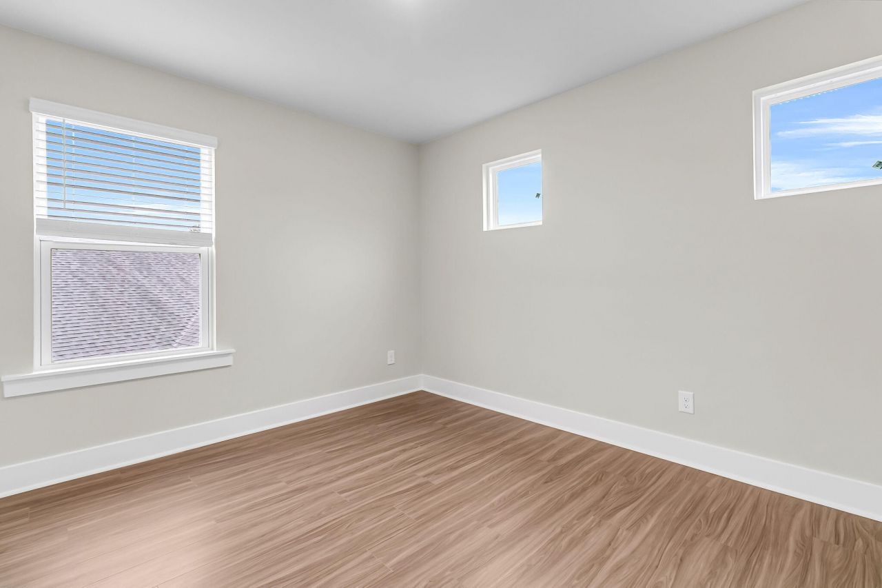 5251 Cottage Landing Drive Photo 42