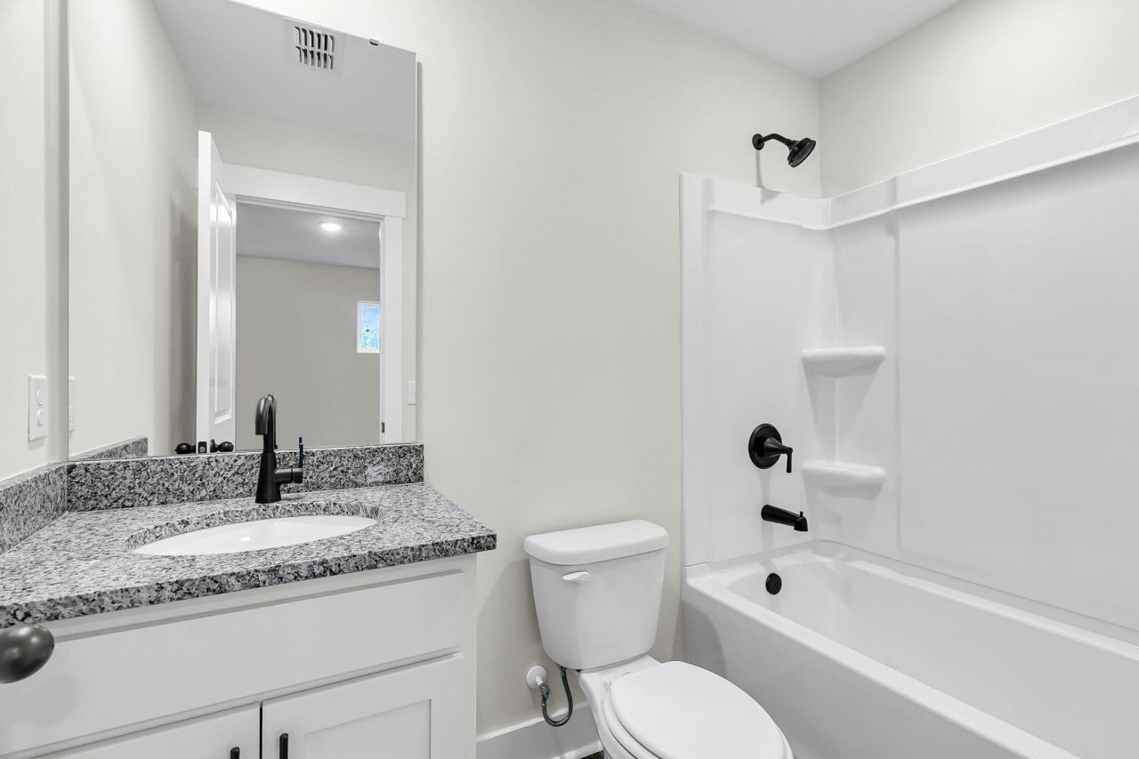 5251 Cottage Landing Drive Photo 44