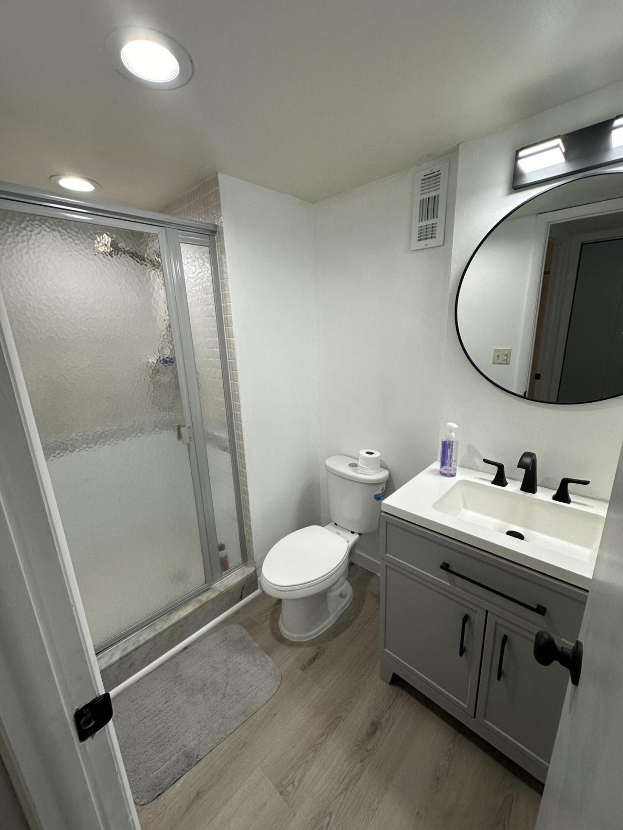 500 Executive Center Drive, Unit 3h, West Palm Beach, FL 33401 Photo