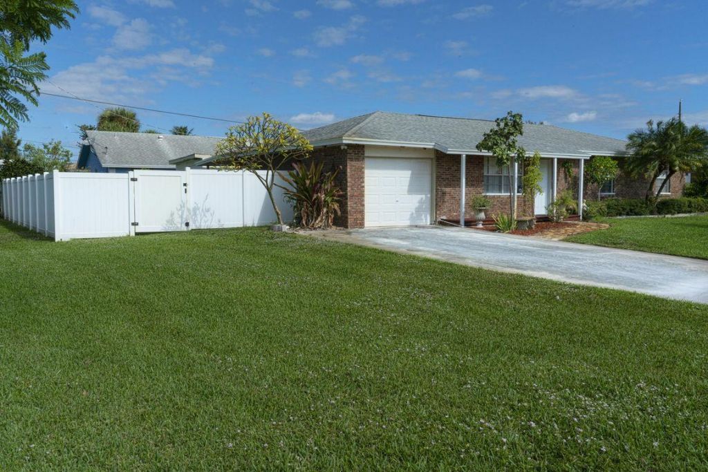 3119 Caribb Way, Lake Worth, FL 33462 Photo