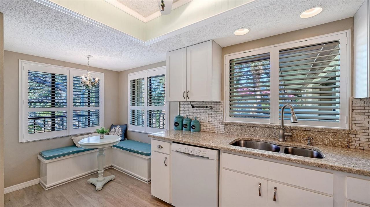 6466 Seagull Drive, Unit 322, Bradenton, FL 34210 Photo