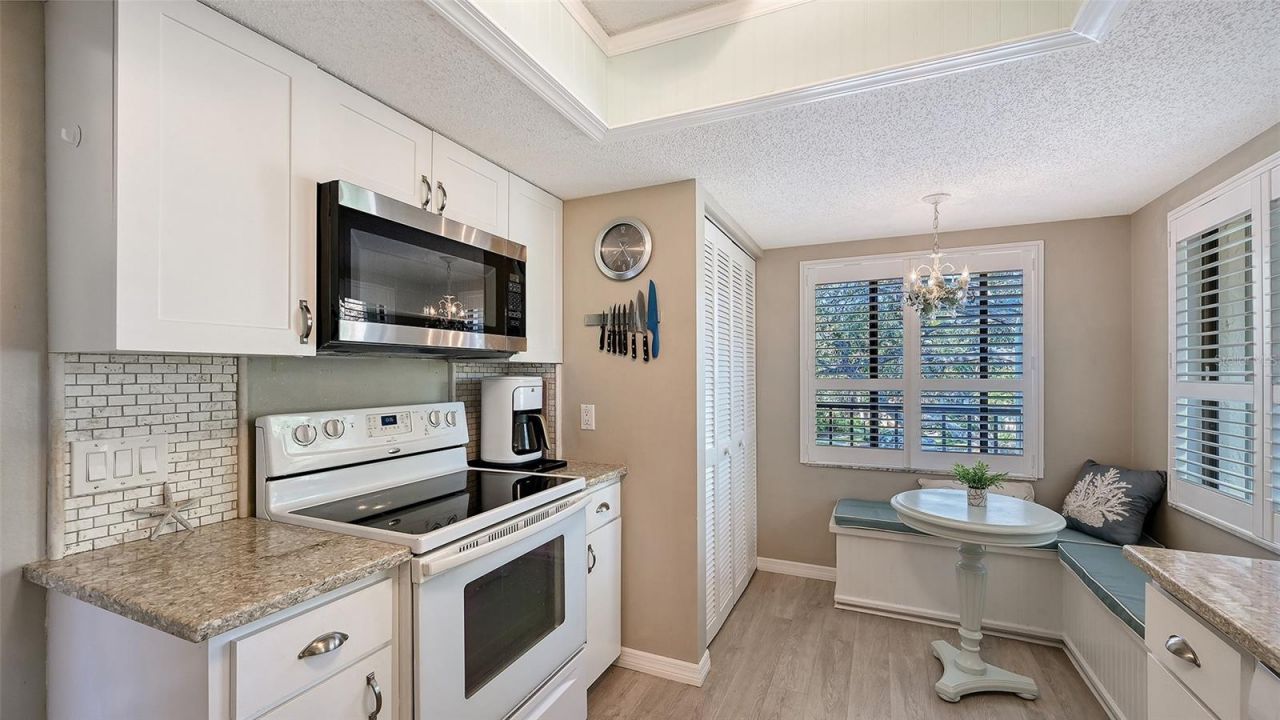 6466 Seagull Drive, Unit 322, Bradenton, FL 34210 Photo