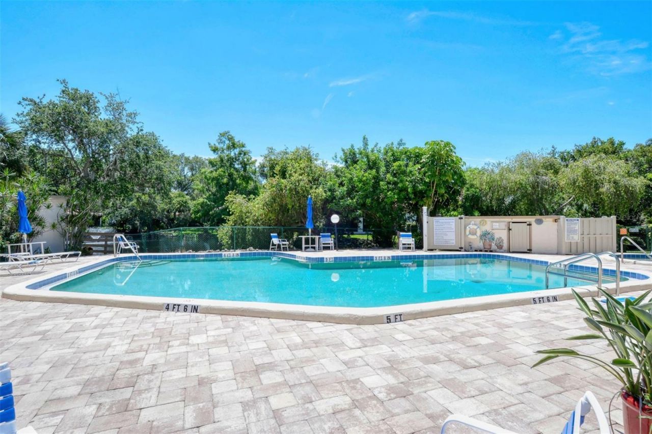 6466 Seagull Drive, Unit 322, Bradenton, FL 34210 Photo