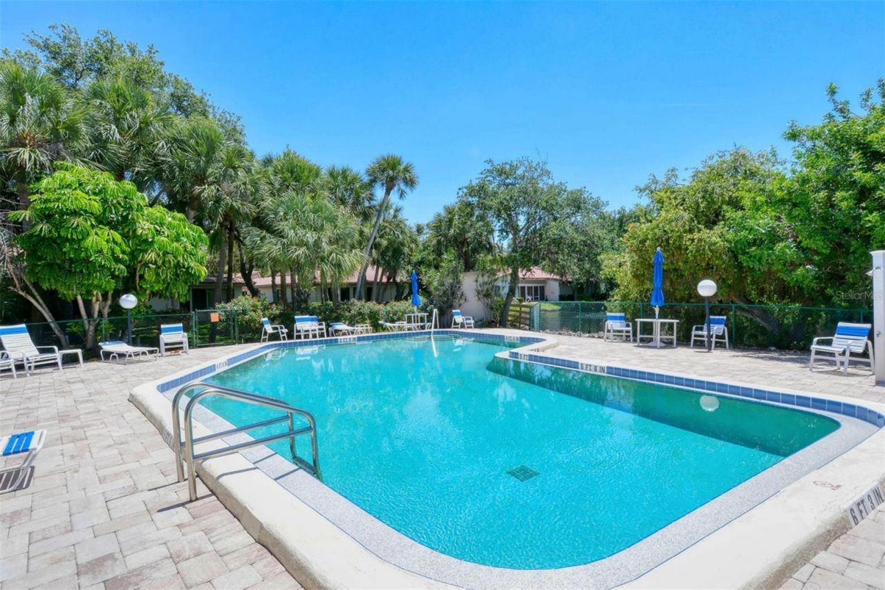 6466 Seagull Drive, Unit 322, Bradenton, FL 34210 Photo