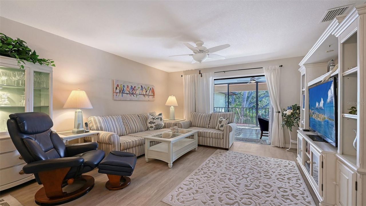 6466 Seagull Drive, Unit 322, Bradenton, FL 34210 Photo