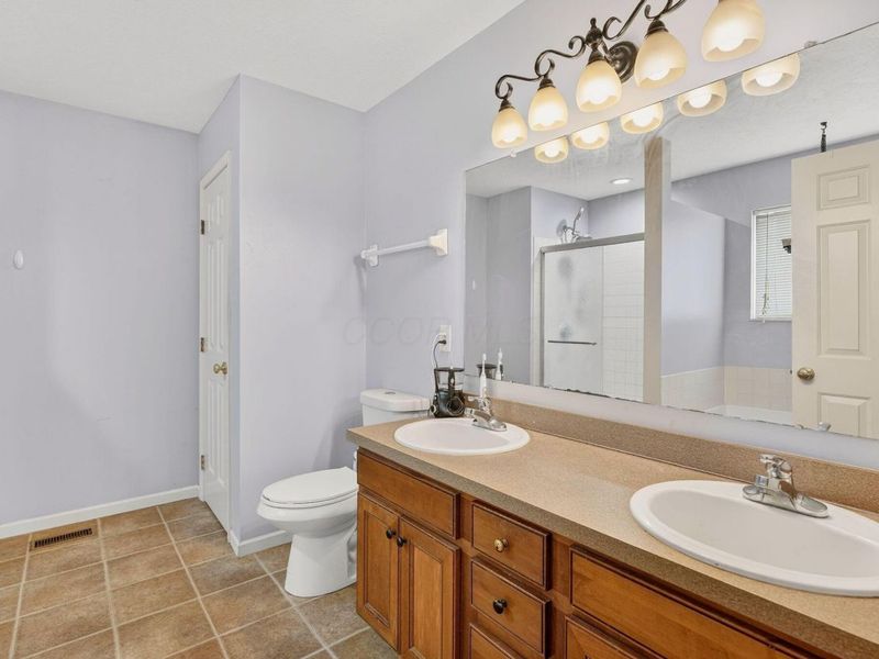 4779 Golden Grove Drive, Groveport, OH 43125 Photo 18