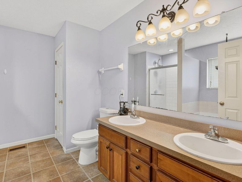 4779 Golden Grove Drive, Groveport, OH 43125 Photo 19