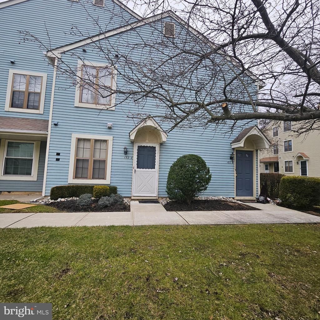 159 Bradford Court, Unit A, Mount Laurel, NJ 08054 Main Photo